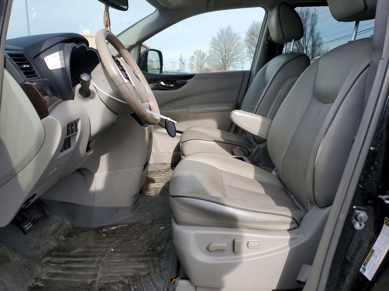 2015 NISSAN QUEST photo 7
