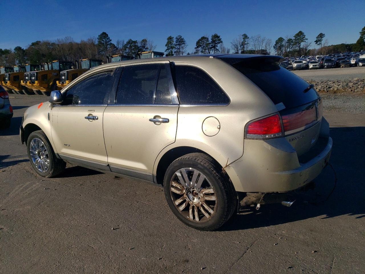 2010 LINCOLN MKX photo 2