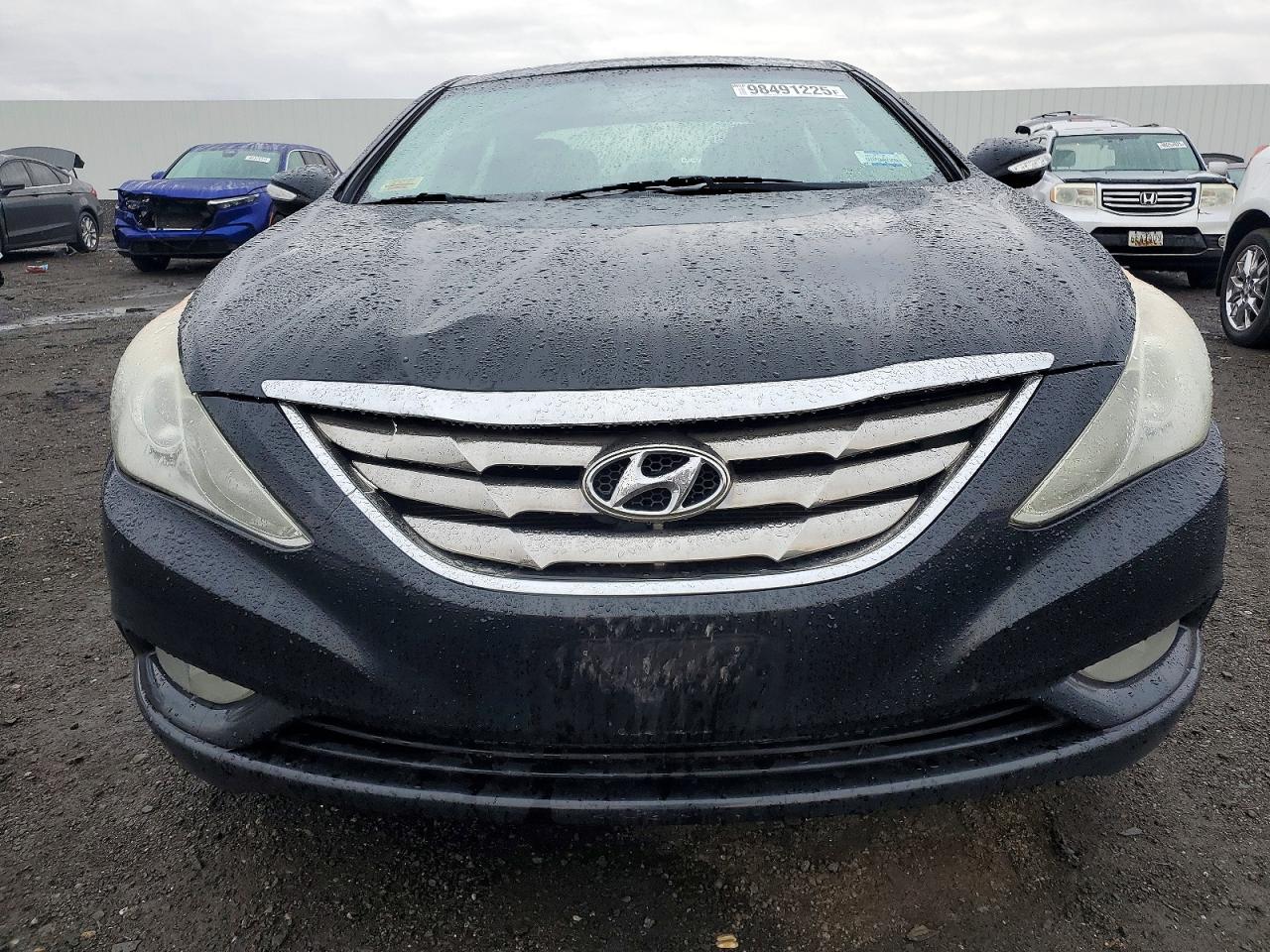 2012 HYUNDAI SONATA SE photo 9