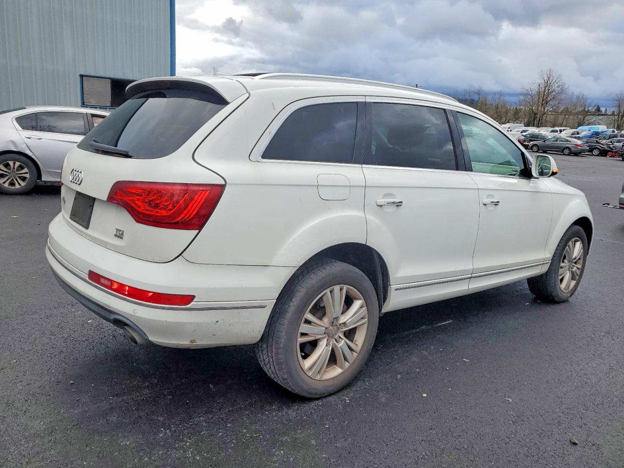 2011 AUDI Q7 PREMIUM PLUS photo 3