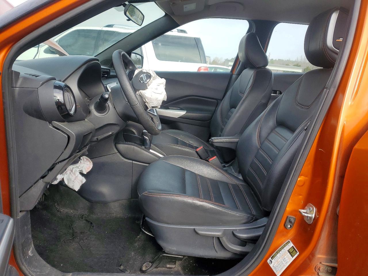 2020 NISSAN KICKS SR photo 7