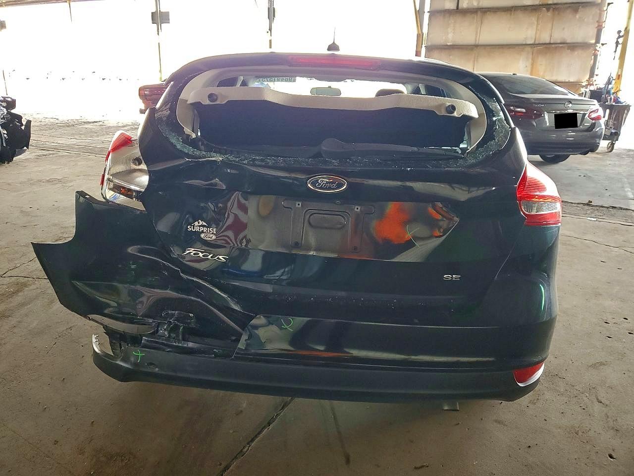 2017 FORD FOCUS SE photo 11