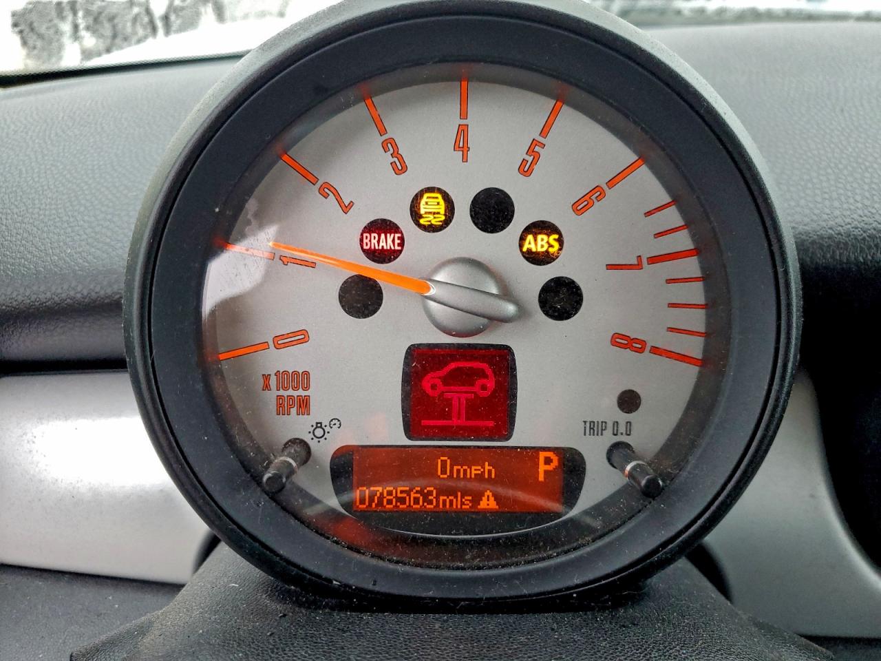 2011 MINI COOPER photo 9