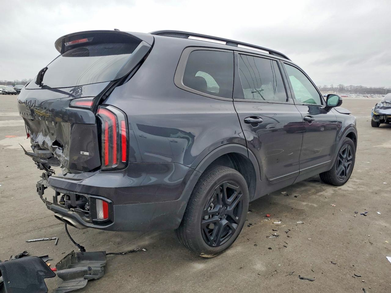 2025 KIA TELLURIDE SX photo 3