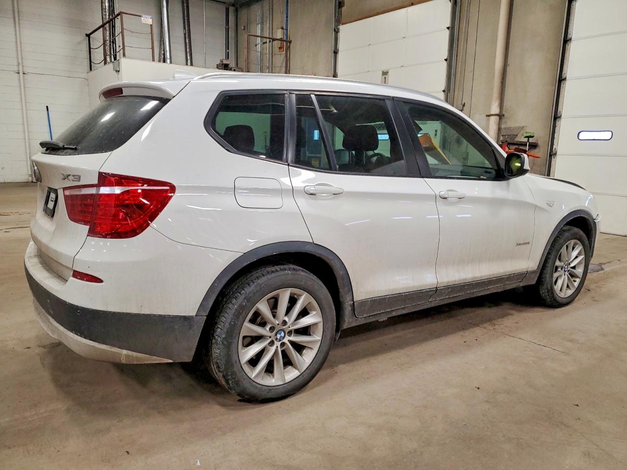 2014 BMW X3 XDRIVE28I photo 3