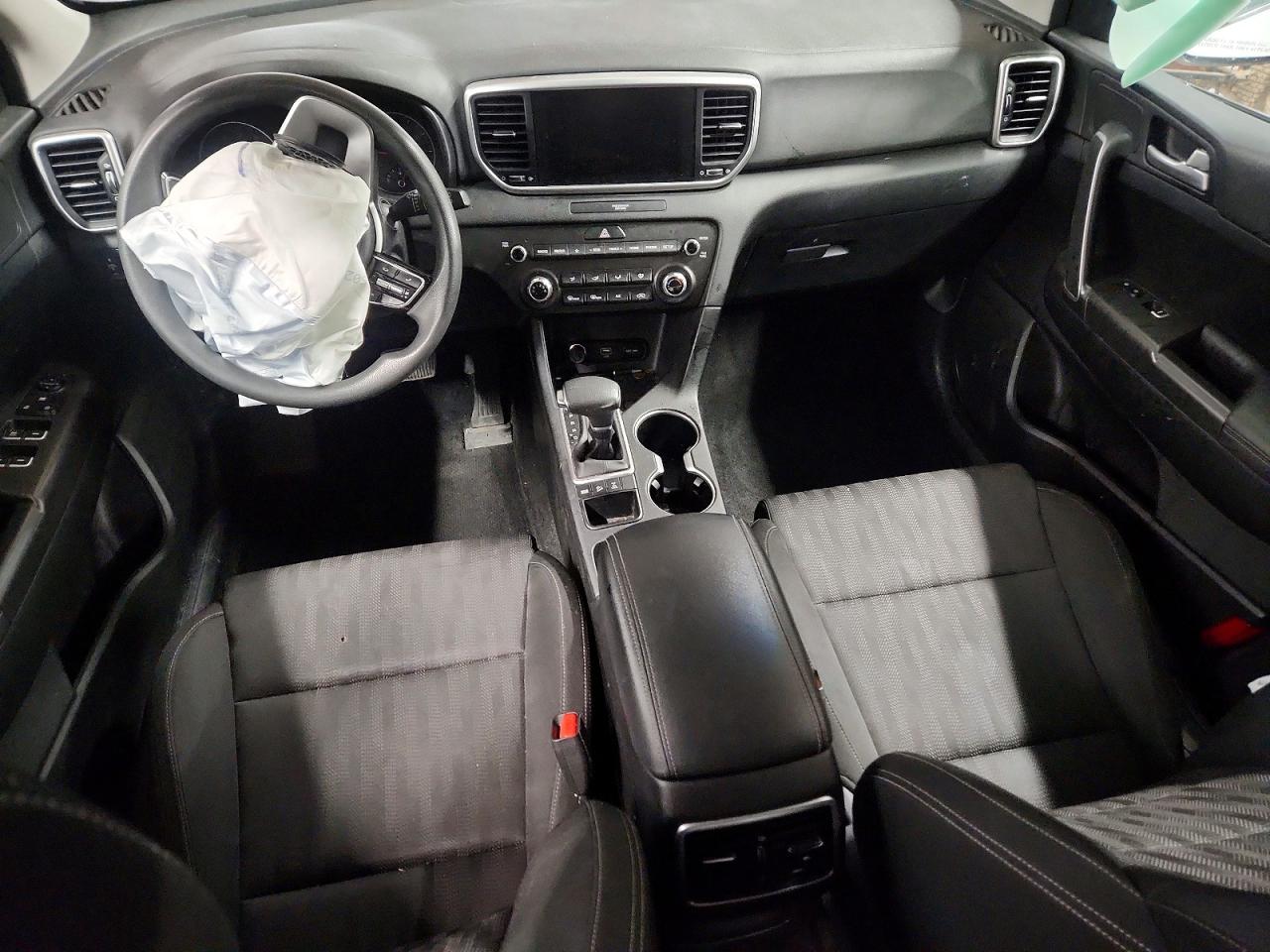 2021 KIA SPORTAGE LX photo 8