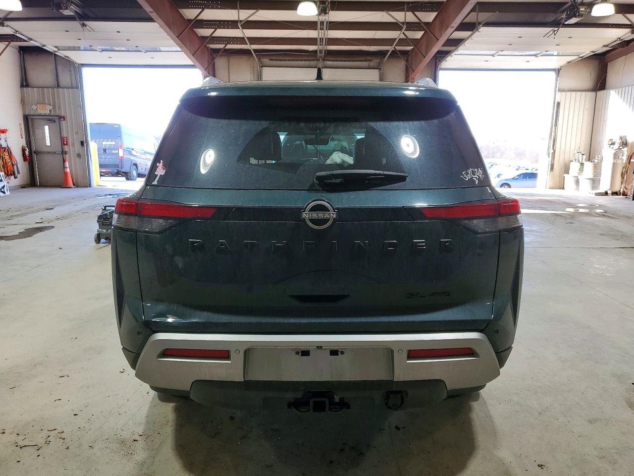2023 NISSAN PATHFINDER SL photo 6