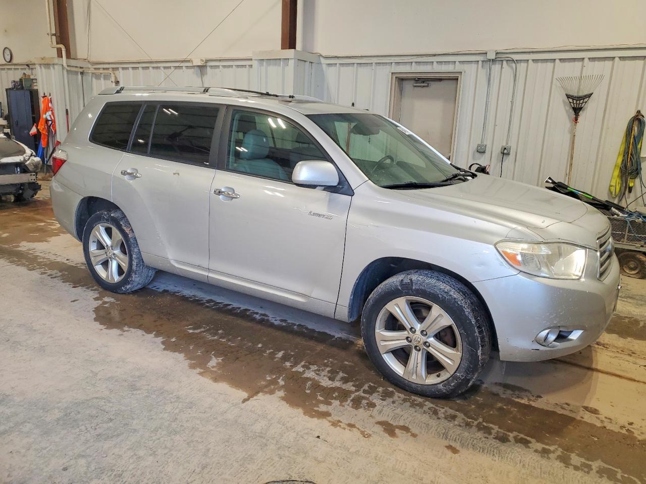 2009 TOYOTA HIGHLANDER LIMITED photo 4