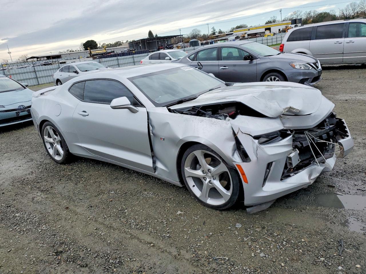 2016 CHEVROLET CAMARO LT photo 10