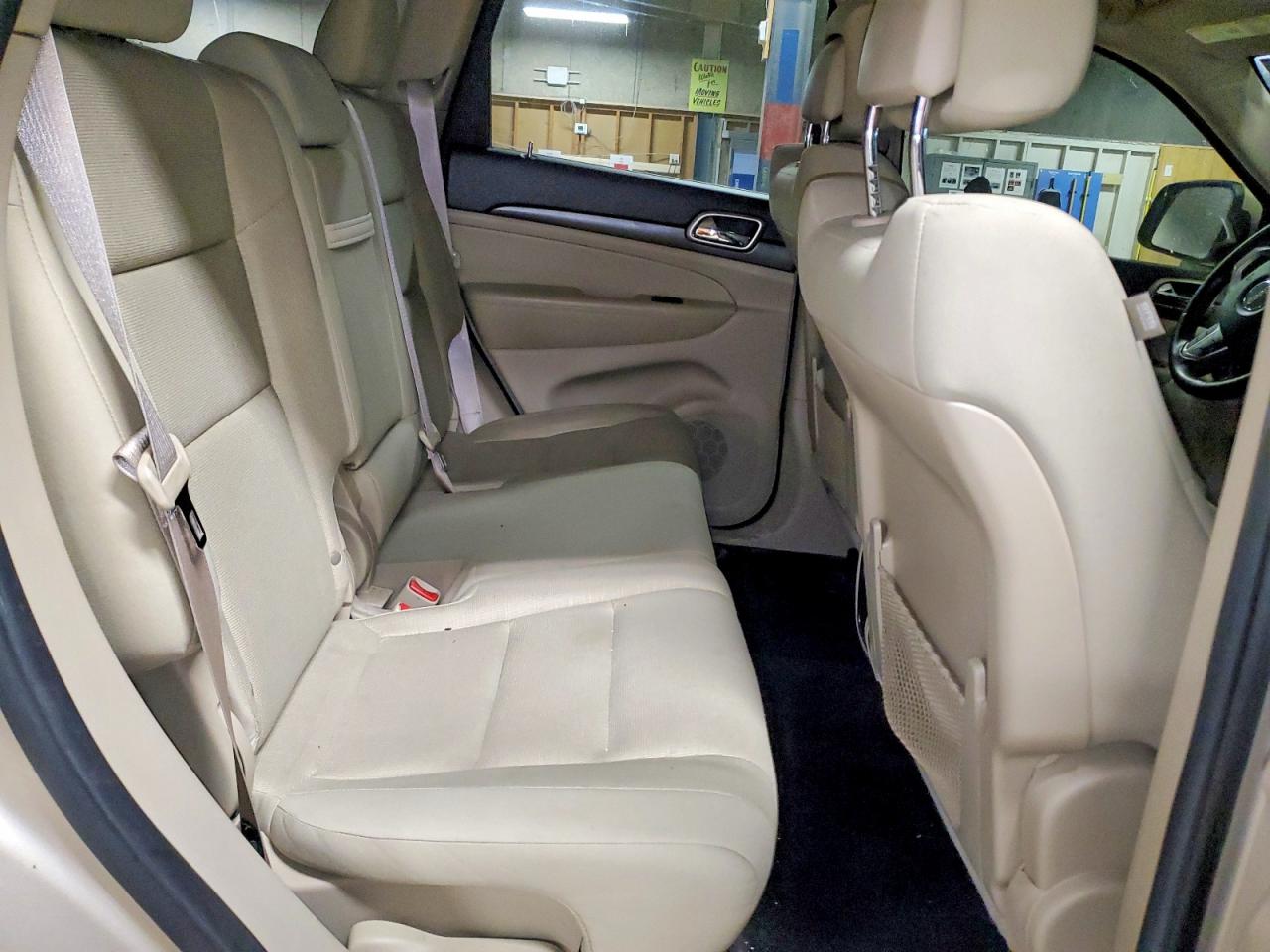 2014 JEEP GRAND CHEROKEE LAREDO photo 11
