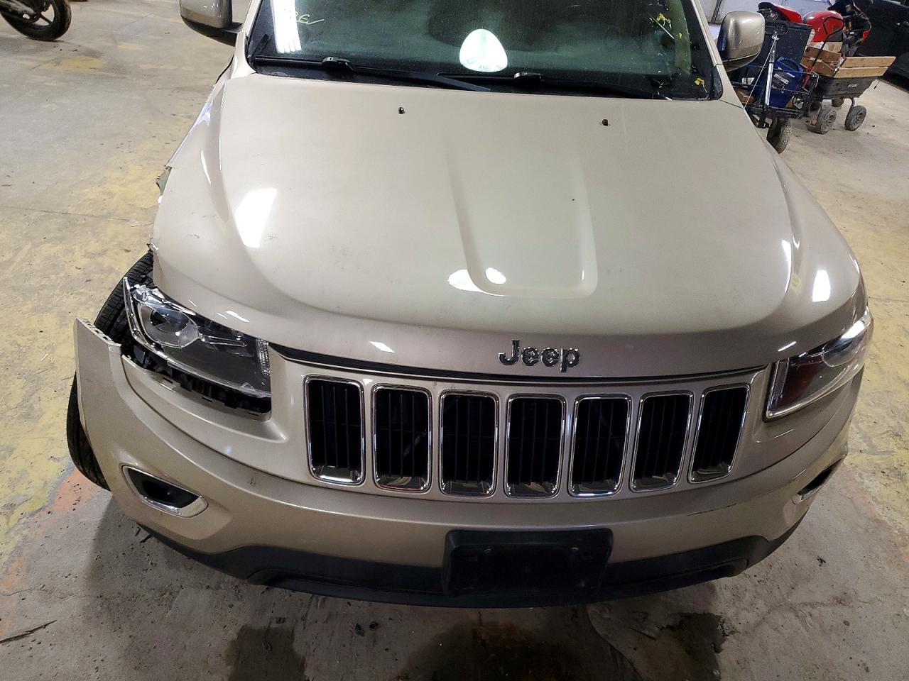 2014 JEEP GRAND CHEROKEE LAREDO photo 12