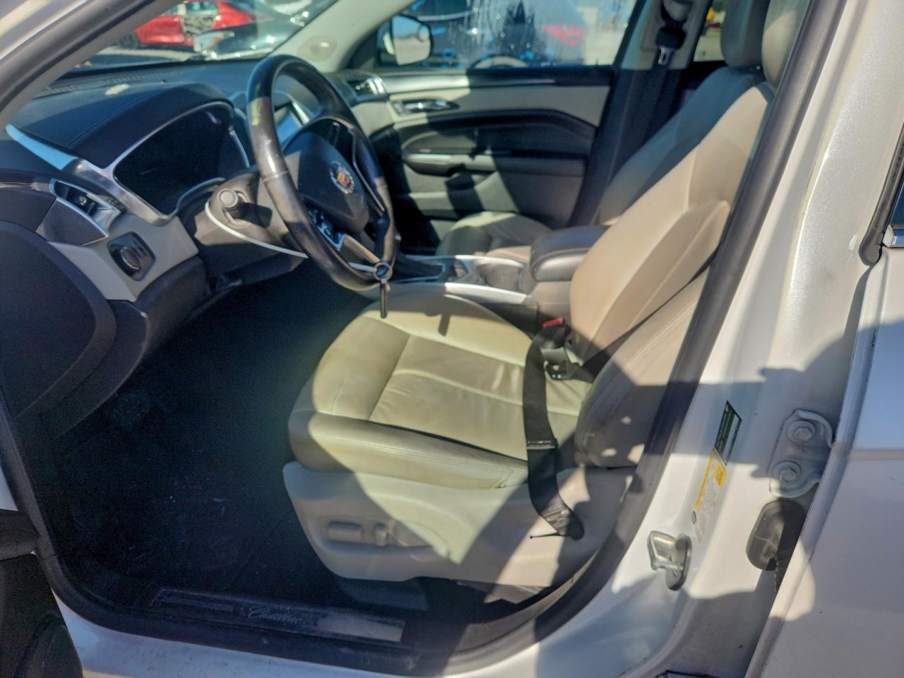 2013 CADILLAC SRX photo 7