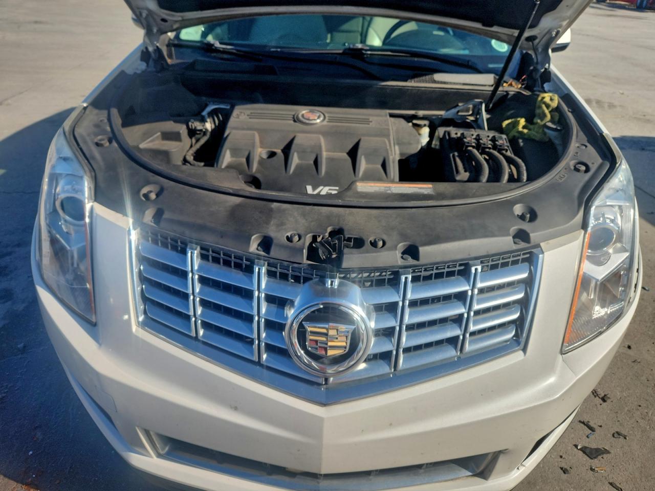 2013 CADILLAC SRX photo 12