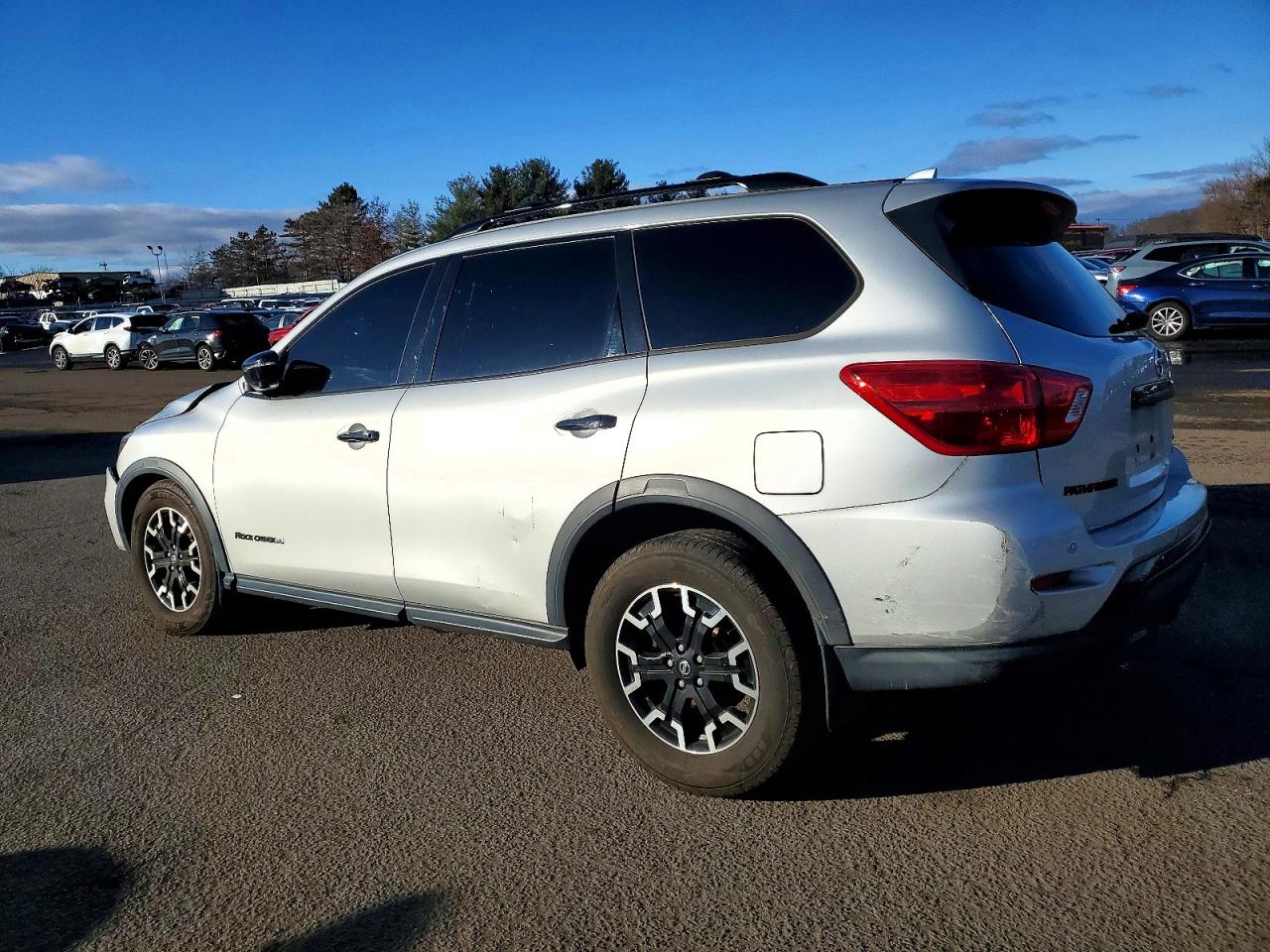 2020 NISSAN PATHFINDER SL photo 3