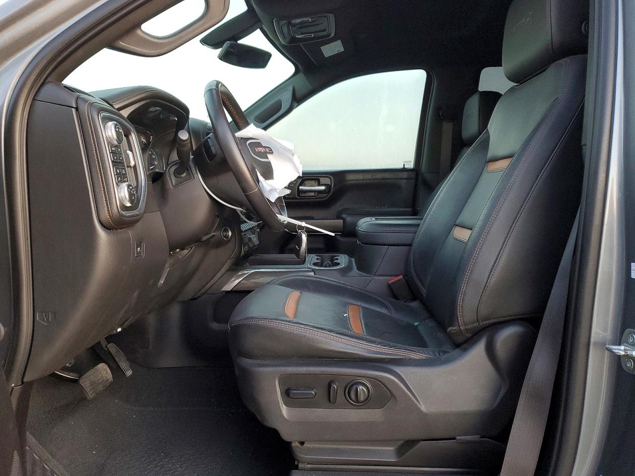 2021 GMC SIERRA K1500 AT4 photo 7