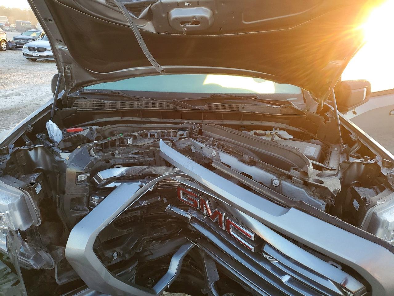 2021 GMC SIERRA K1500 AT4 photo 11