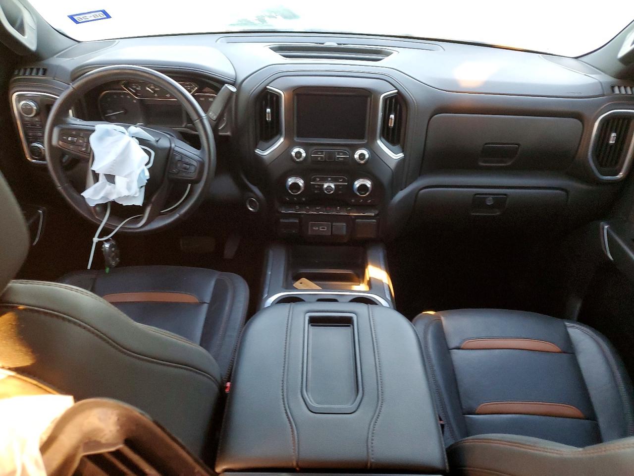 2021 GMC SIERRA K1500 AT4 photo 8