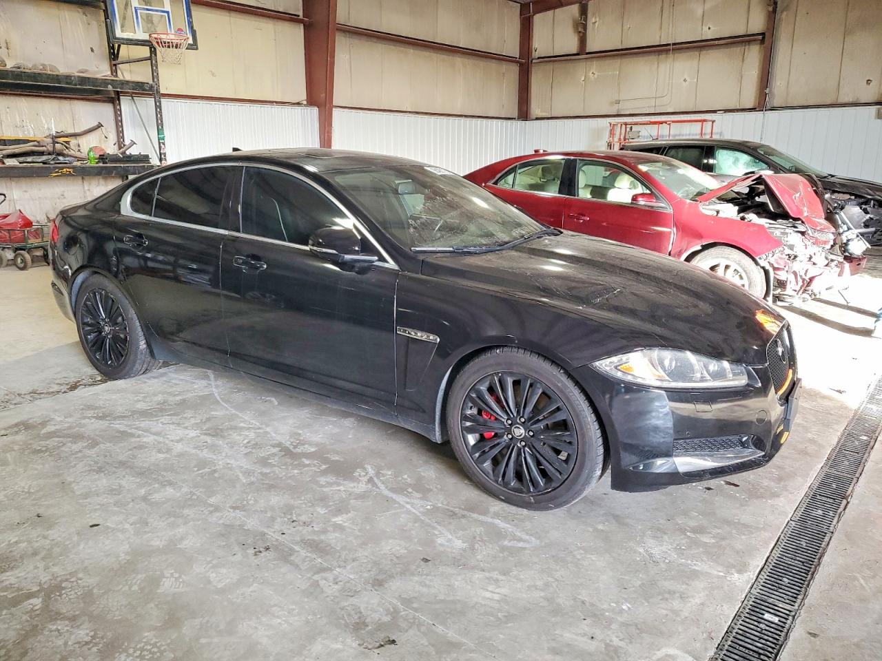 2013 JAGUAR XF photo 4