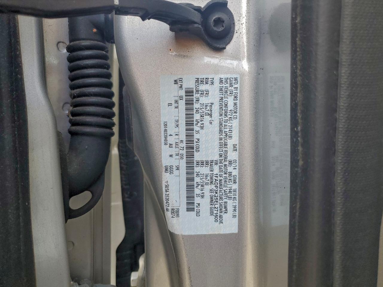 2014 FORD FOCUS SE photo 12