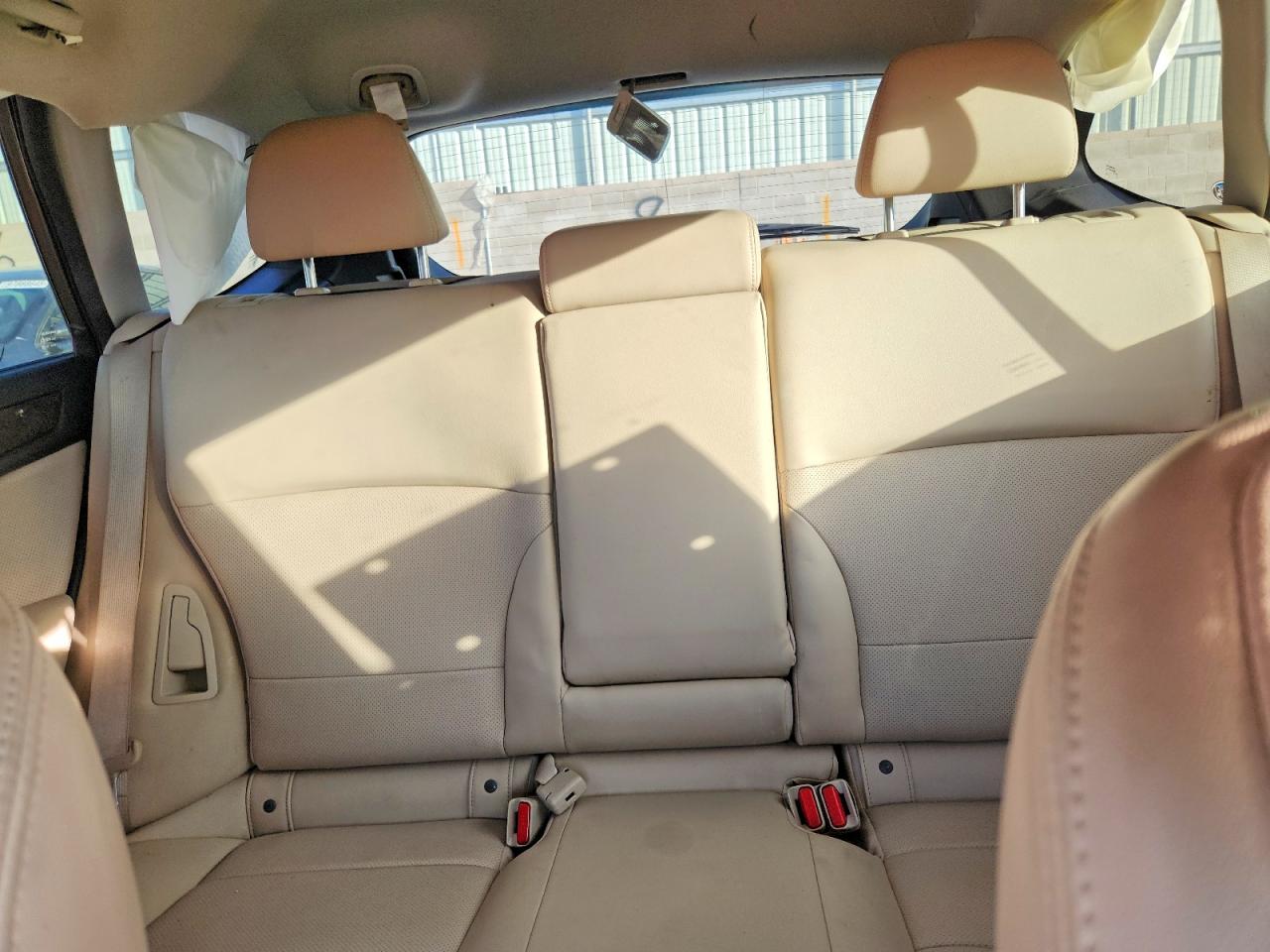 2015 SUBARU OUTBACK 2.5I LIMITED photo 28