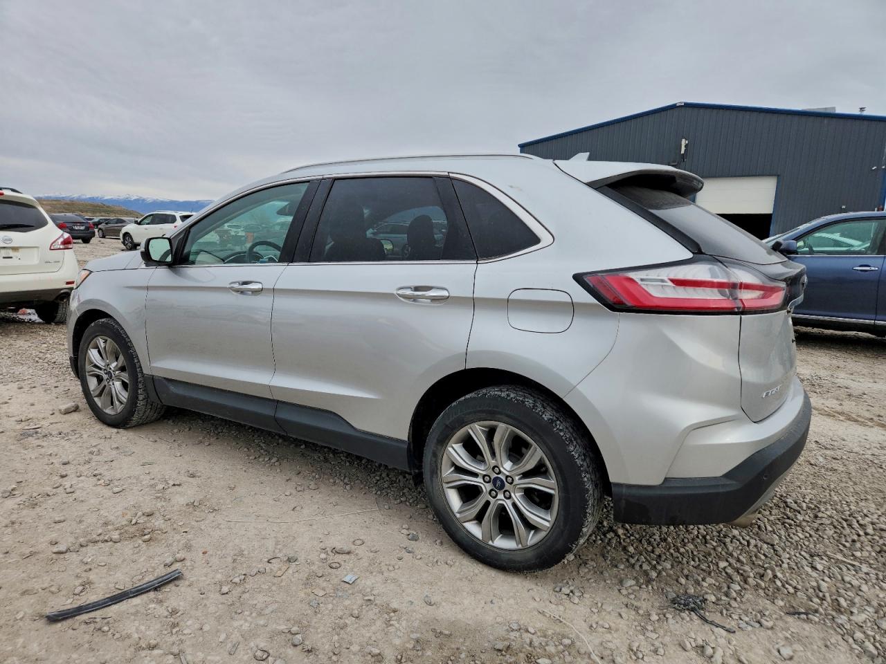 2019 FORD EDGE TITANIUM photo 4