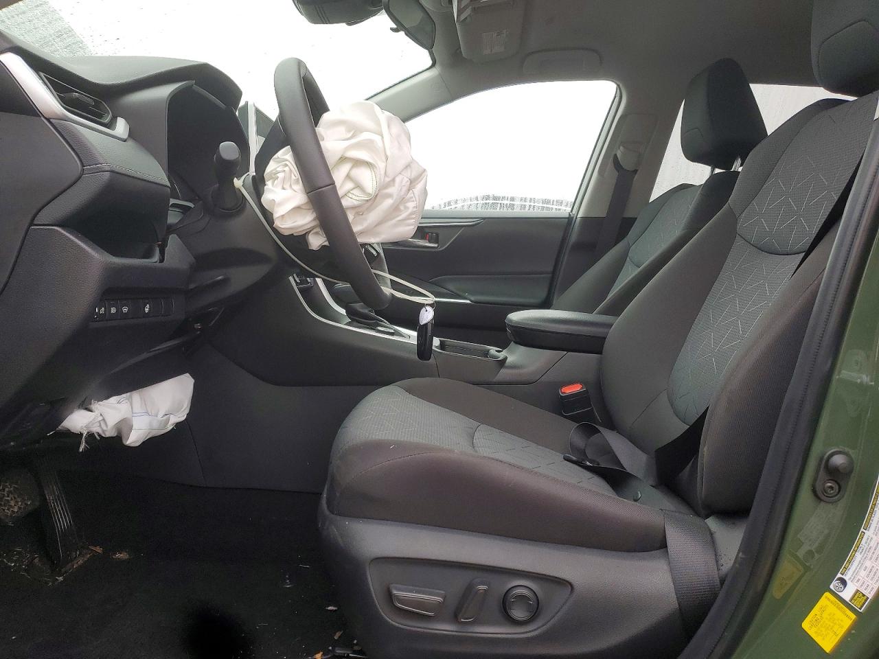 2025 TOYOTA RAV4 WOODLAND EDITION photo 7