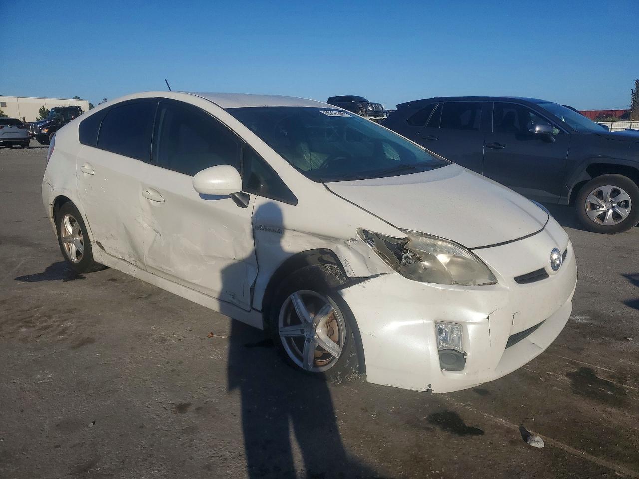2011 TOYOTA PRIUS photo 7