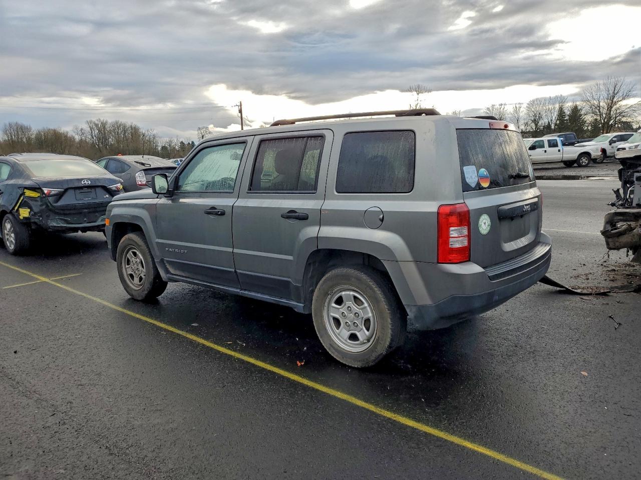 2014 JEEP PATRIOT SPORT photo 2