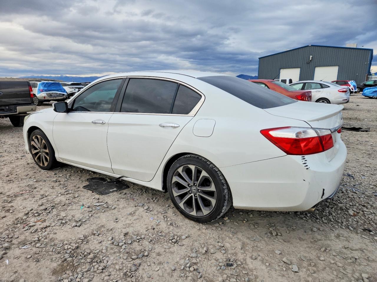 2015 HONDA ACCORD SPORT photo 2