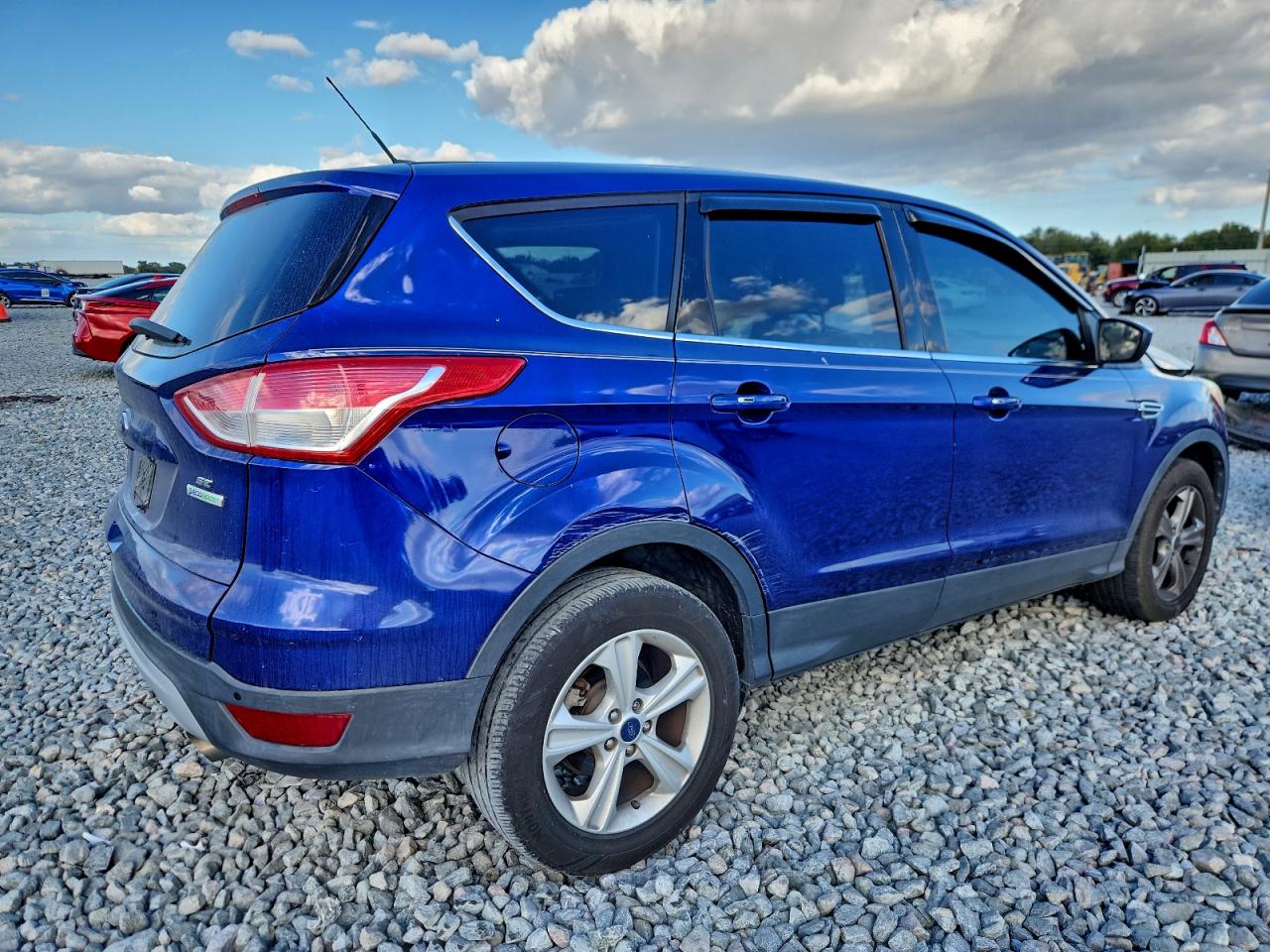 2016 FORD ESCAPE SE photo 3