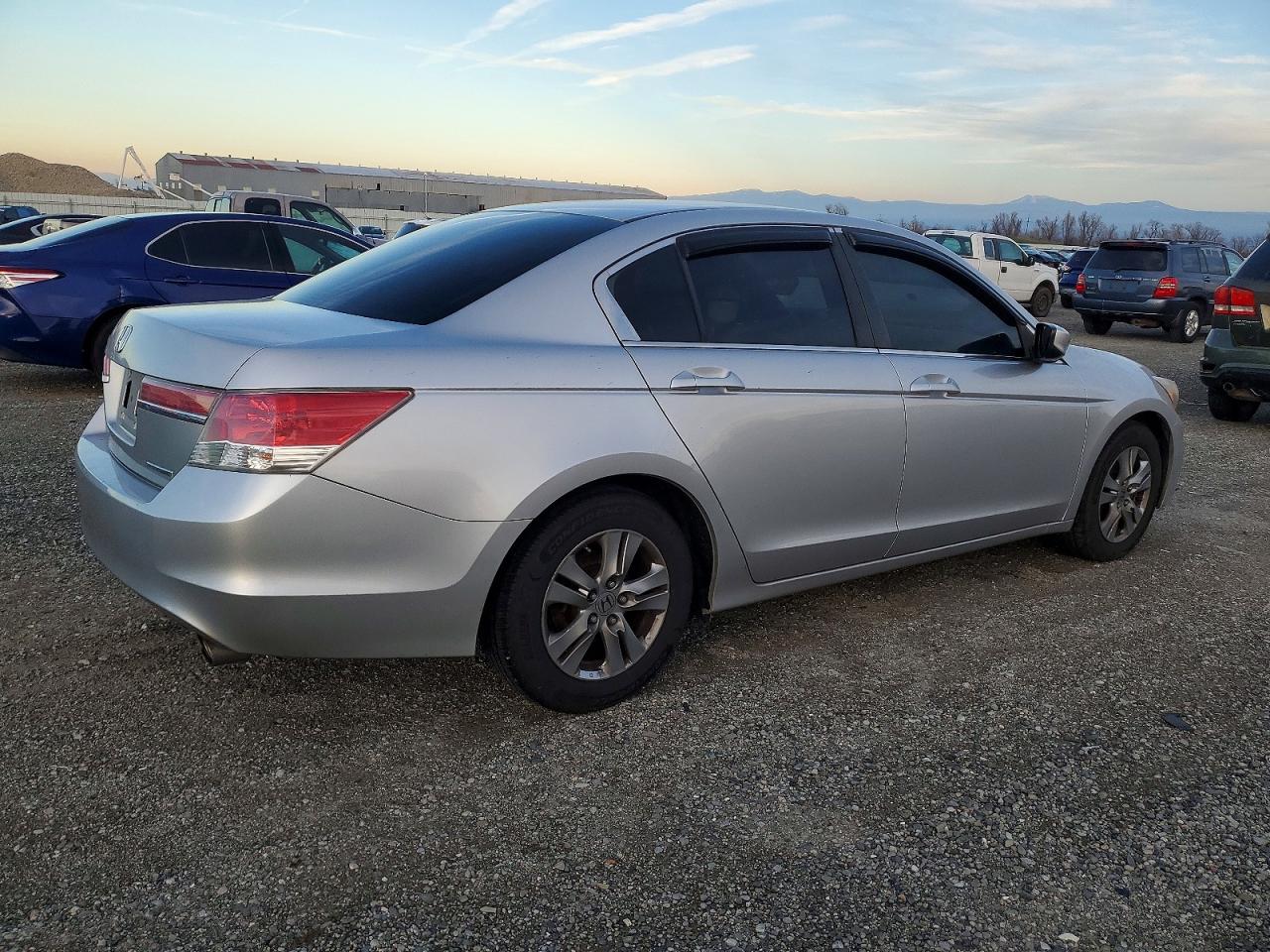 2012 HONDA ACCORD SE photo 3