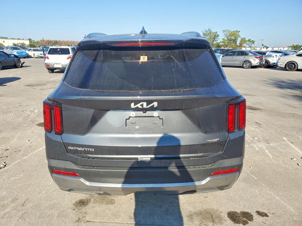 2024 KIA SORENTO EX photo 6