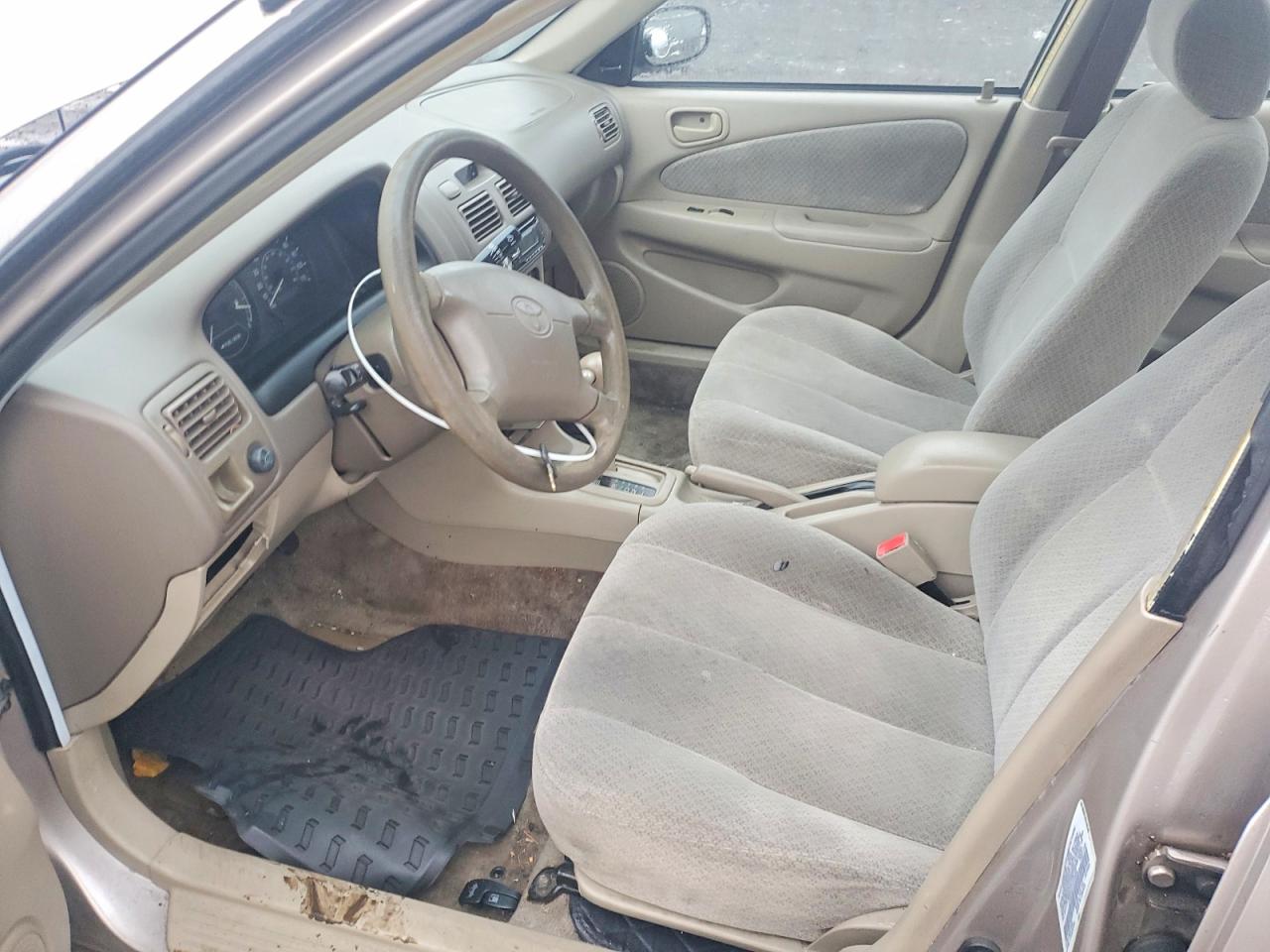 2000 TOYOTA COROLLA VE photo 7