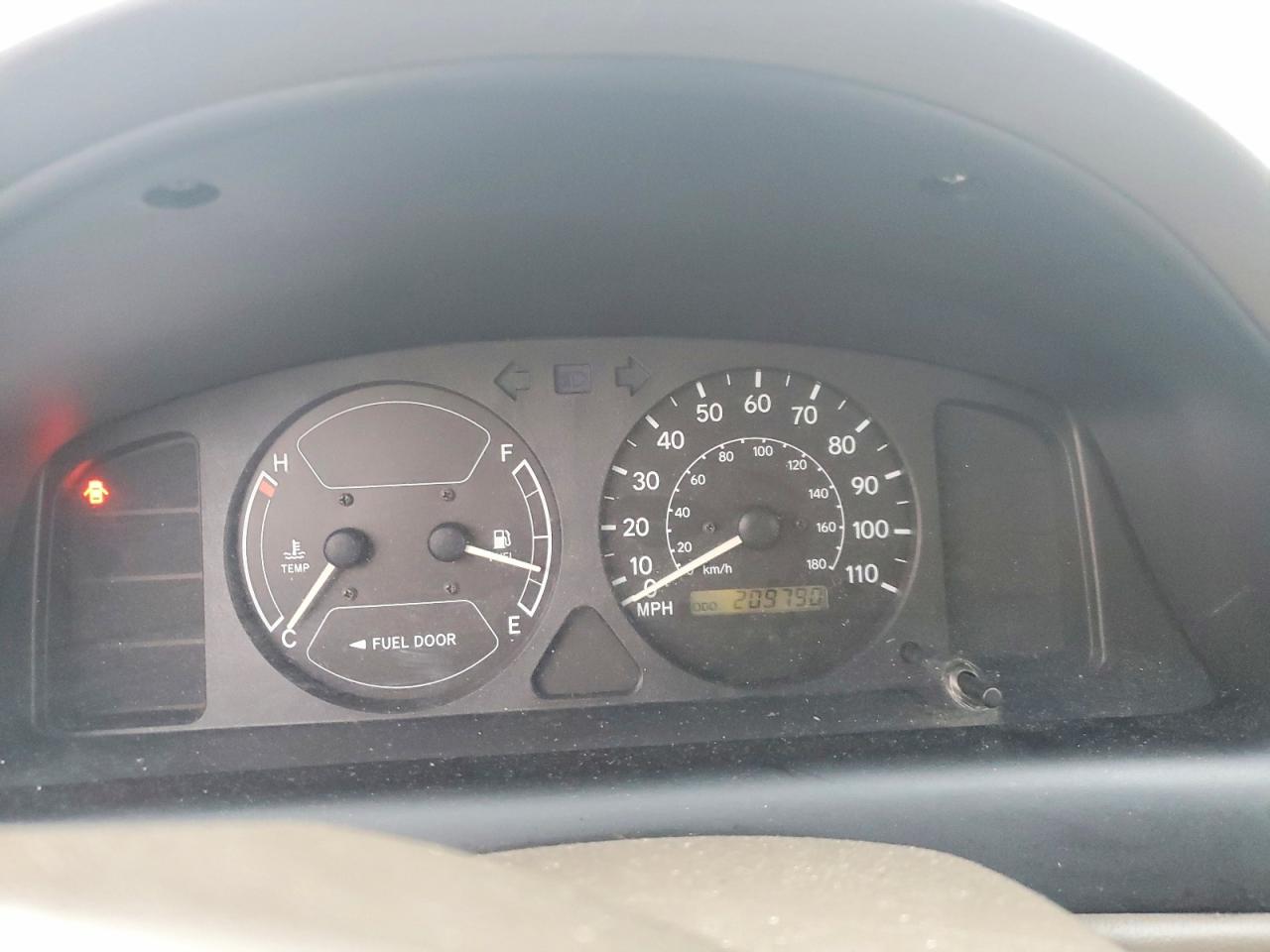 2000 TOYOTA COROLLA VE photo 9