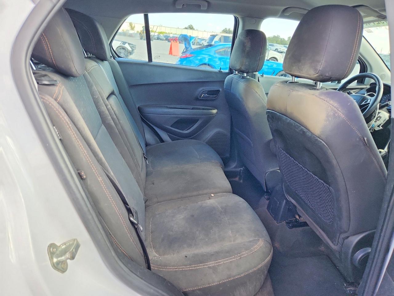 2020 CHEVROLET TRAX LS photo 21