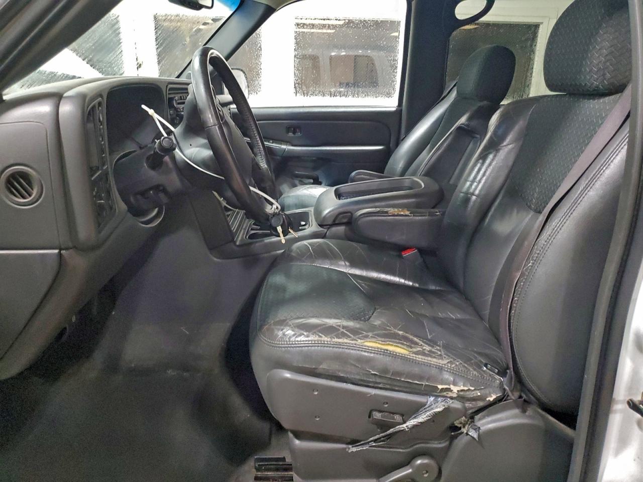 2004 CHEVROLET AVALANCHE K1500 photo 7