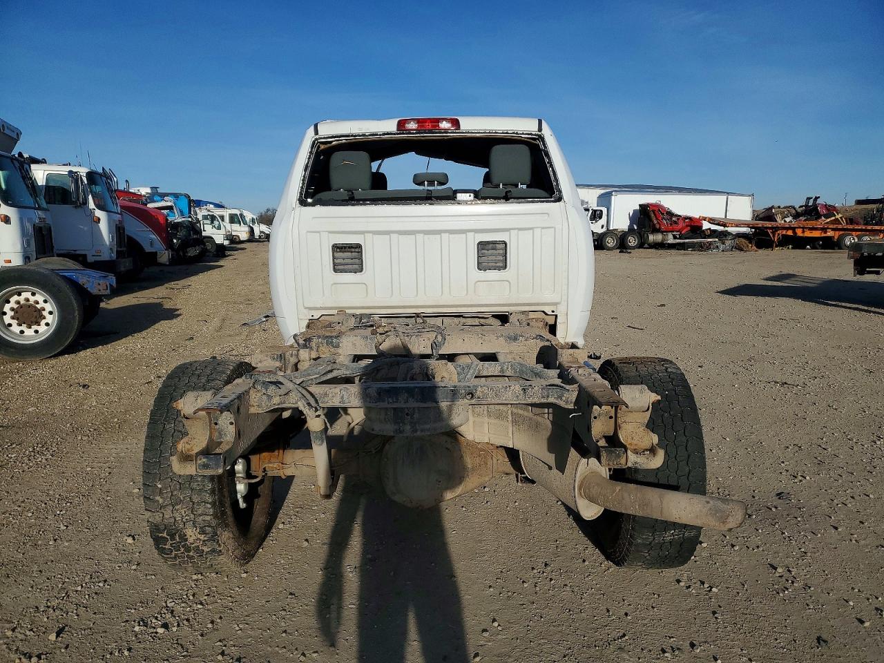 2018 RAM 3500 TRUCK CAB AND CHASSIS photo 6