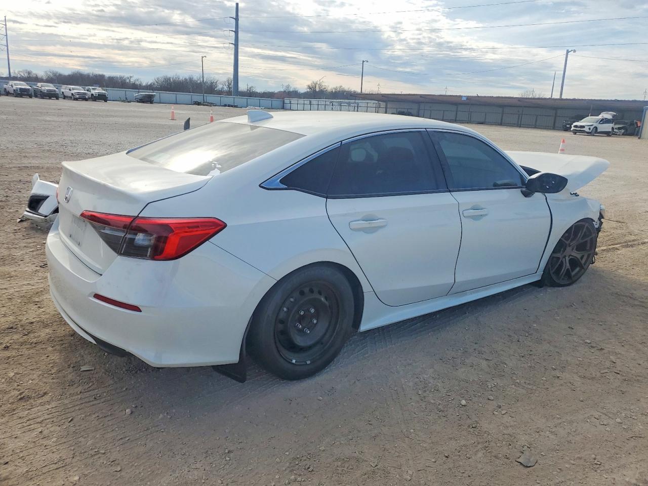 2024 HONDA CIVIC LX photo 5