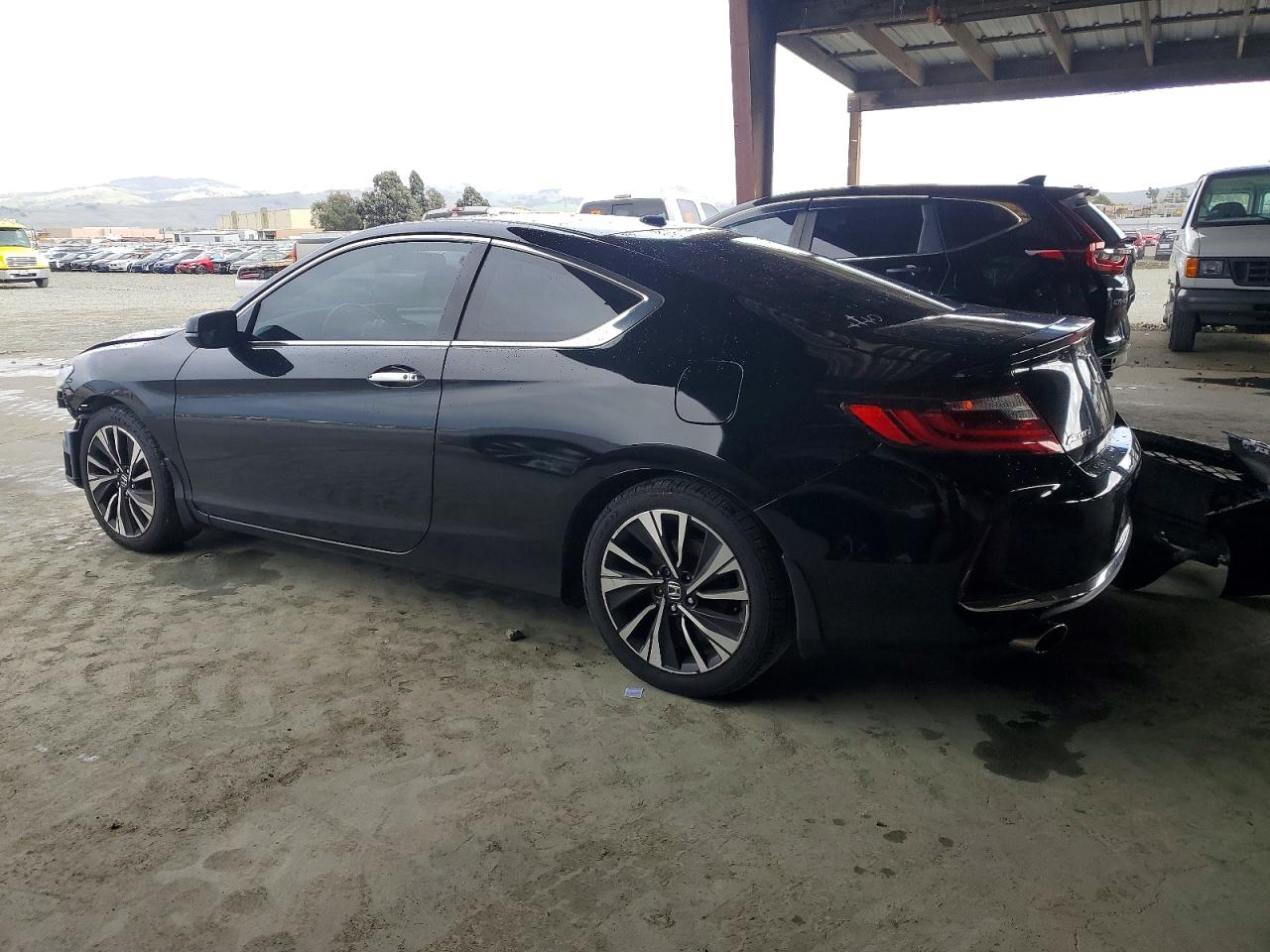 2017 HONDA ACCORD EXL photo 2