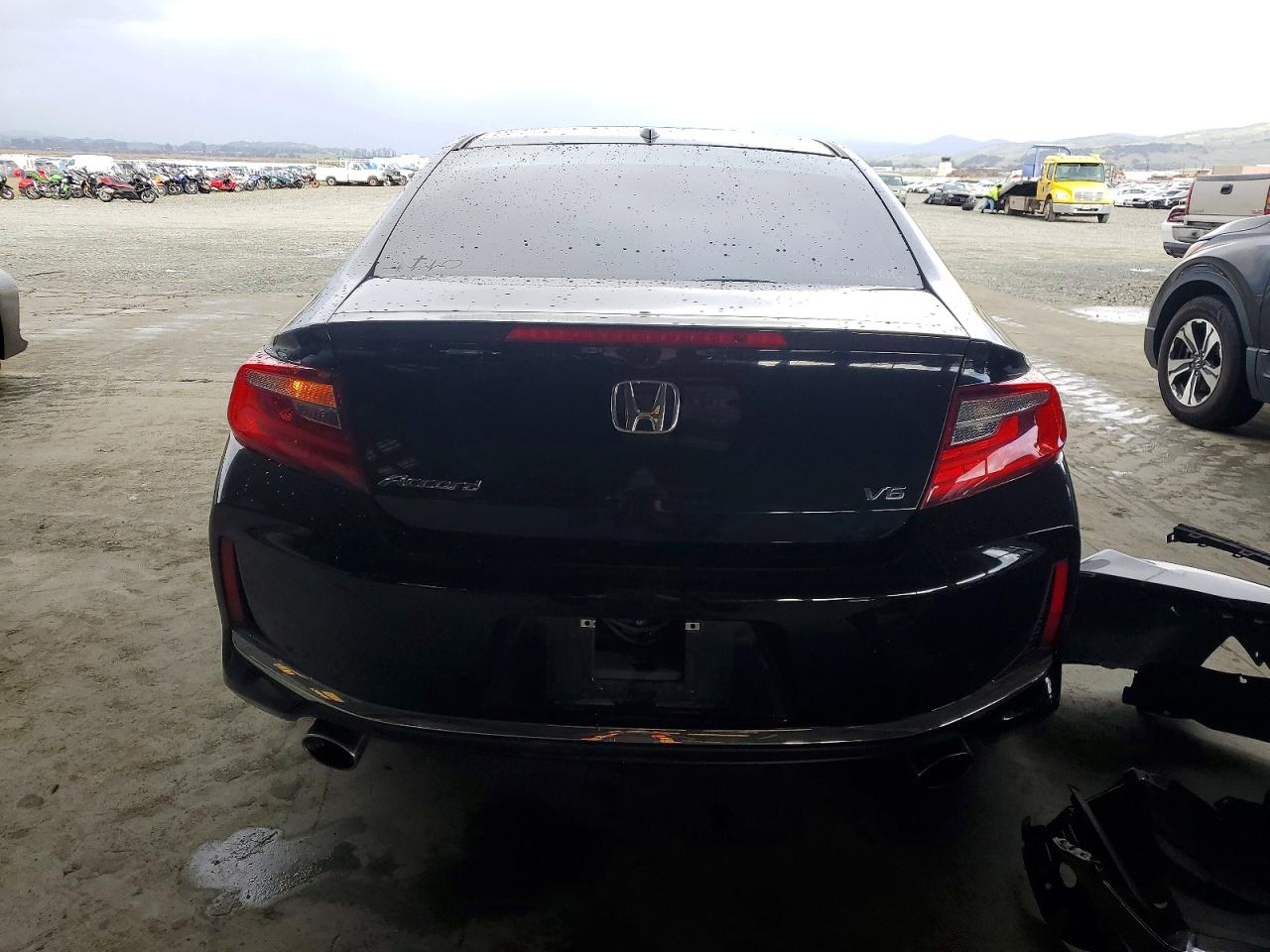 2017 HONDA ACCORD EXL photo 6