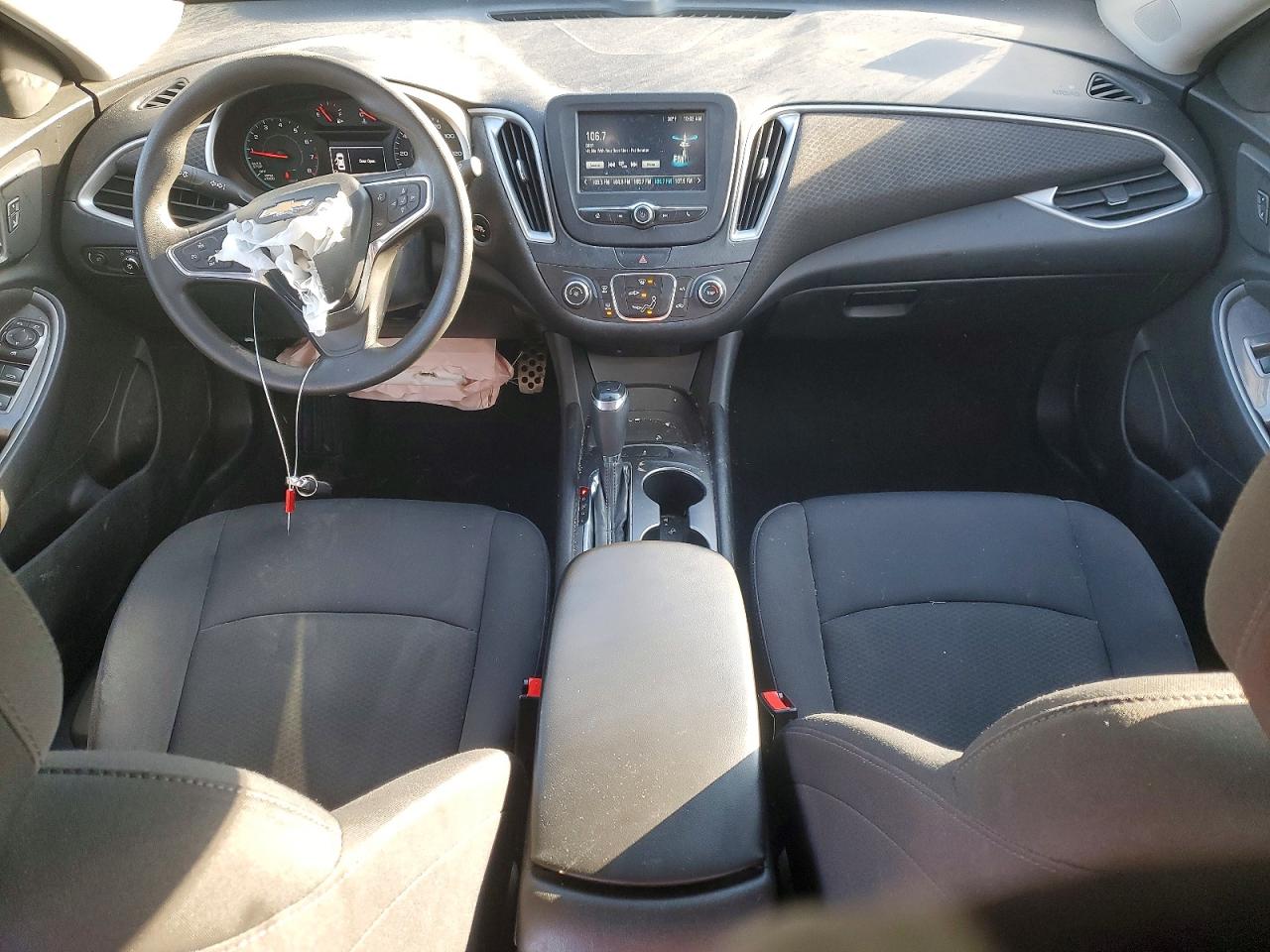 2016 CHEVROLET MALIBU LS photo 8