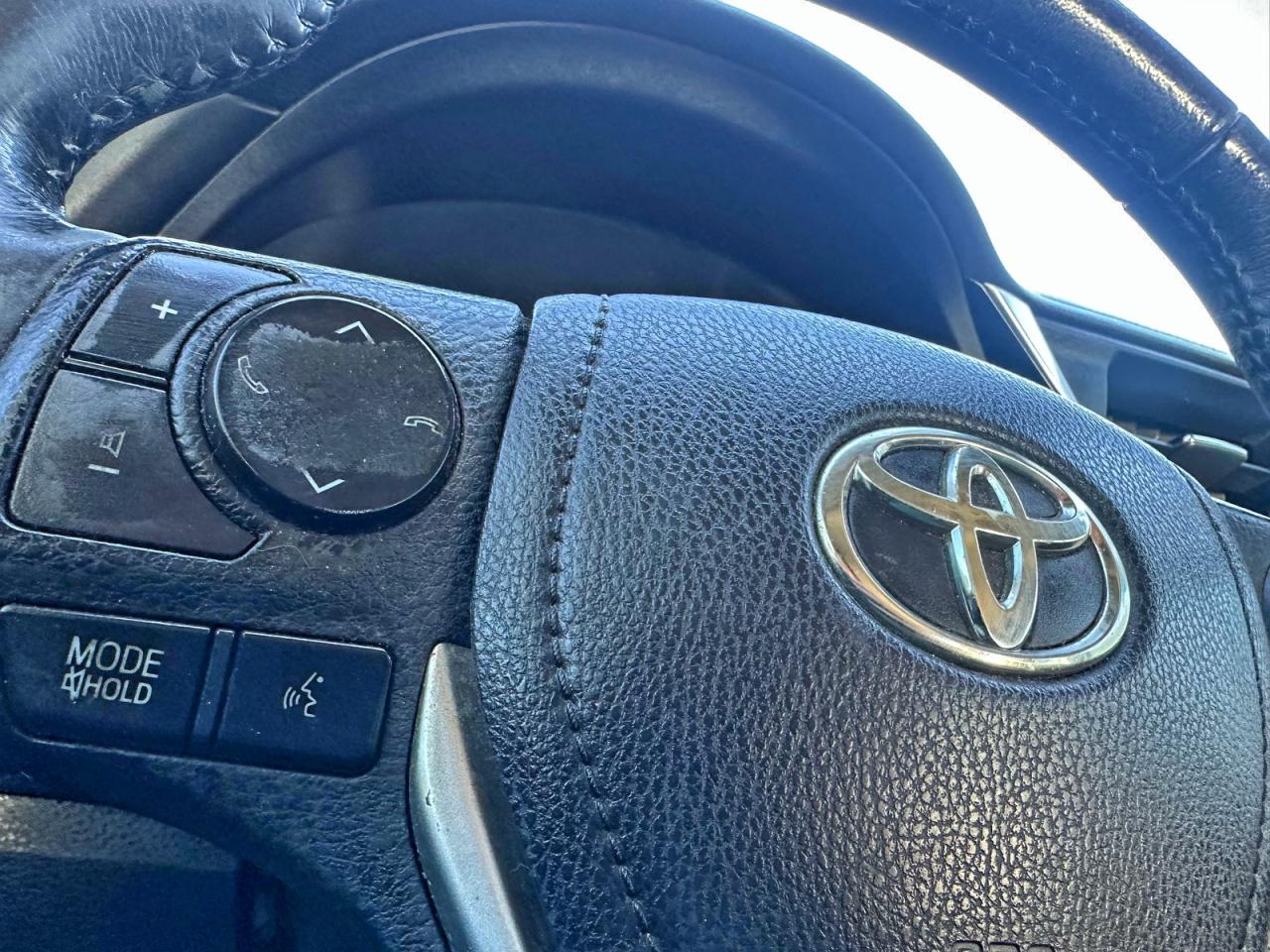 2017 TOYOTA COROLLA L photo 27