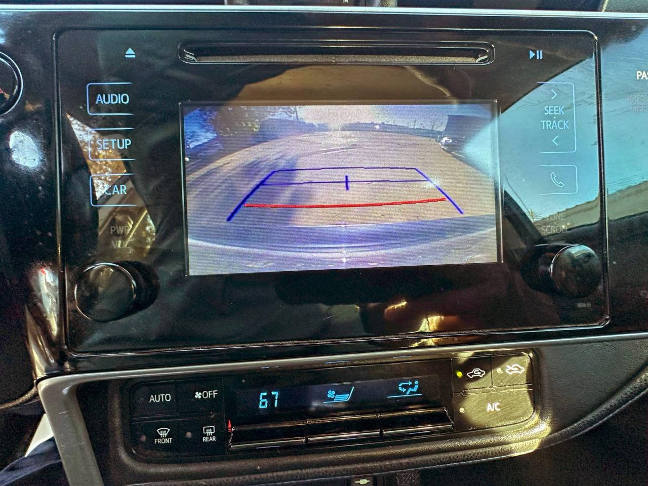 2017 TOYOTA COROLLA L photo 21