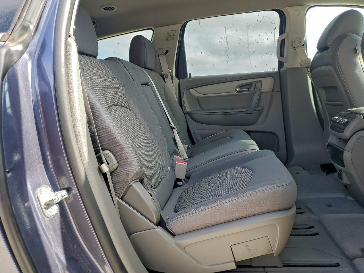2014 CHEVROLET TRAVERSE LT photo 11
