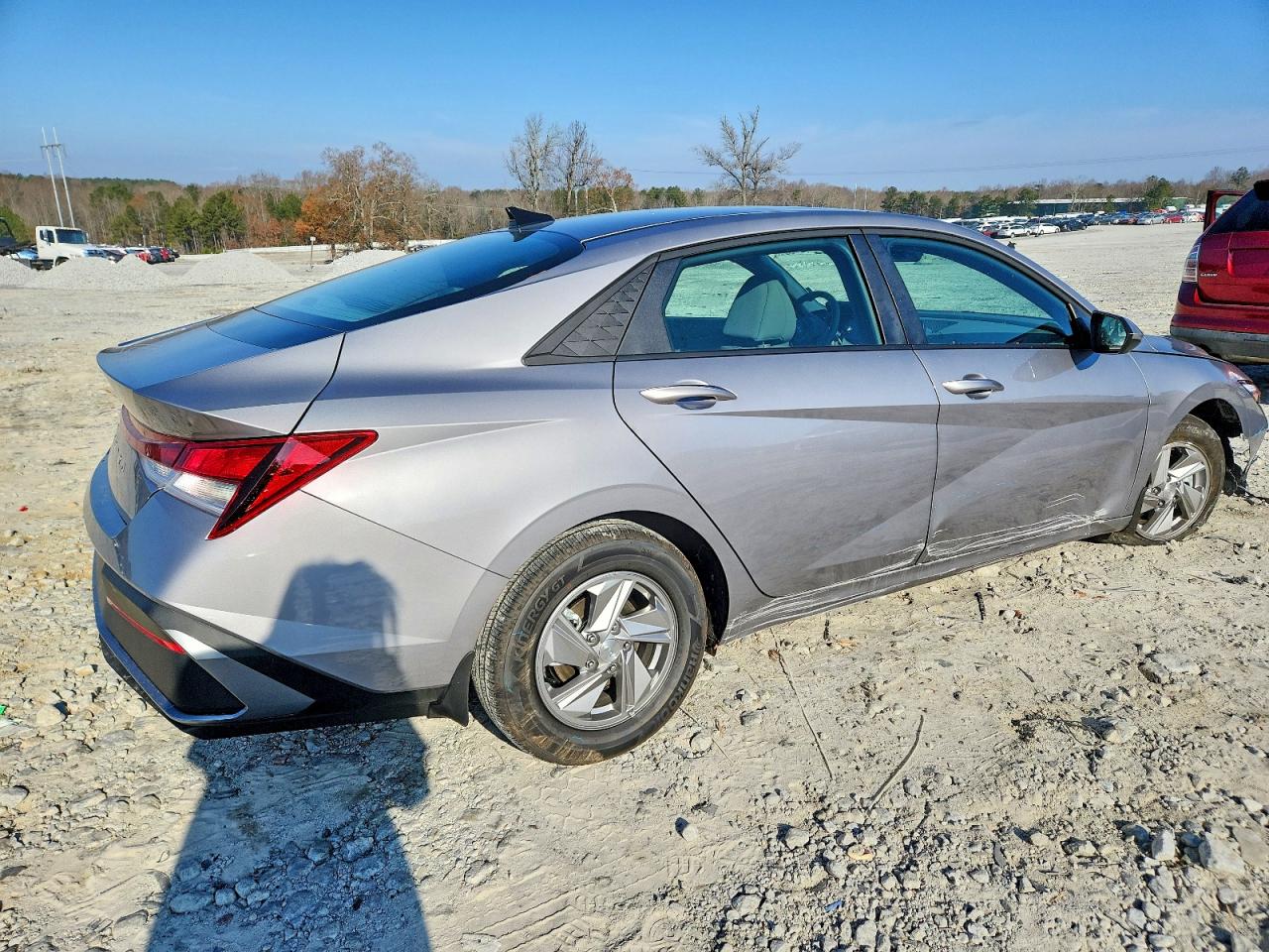 2025 HYUNDAI ELANTRA SE photo 3