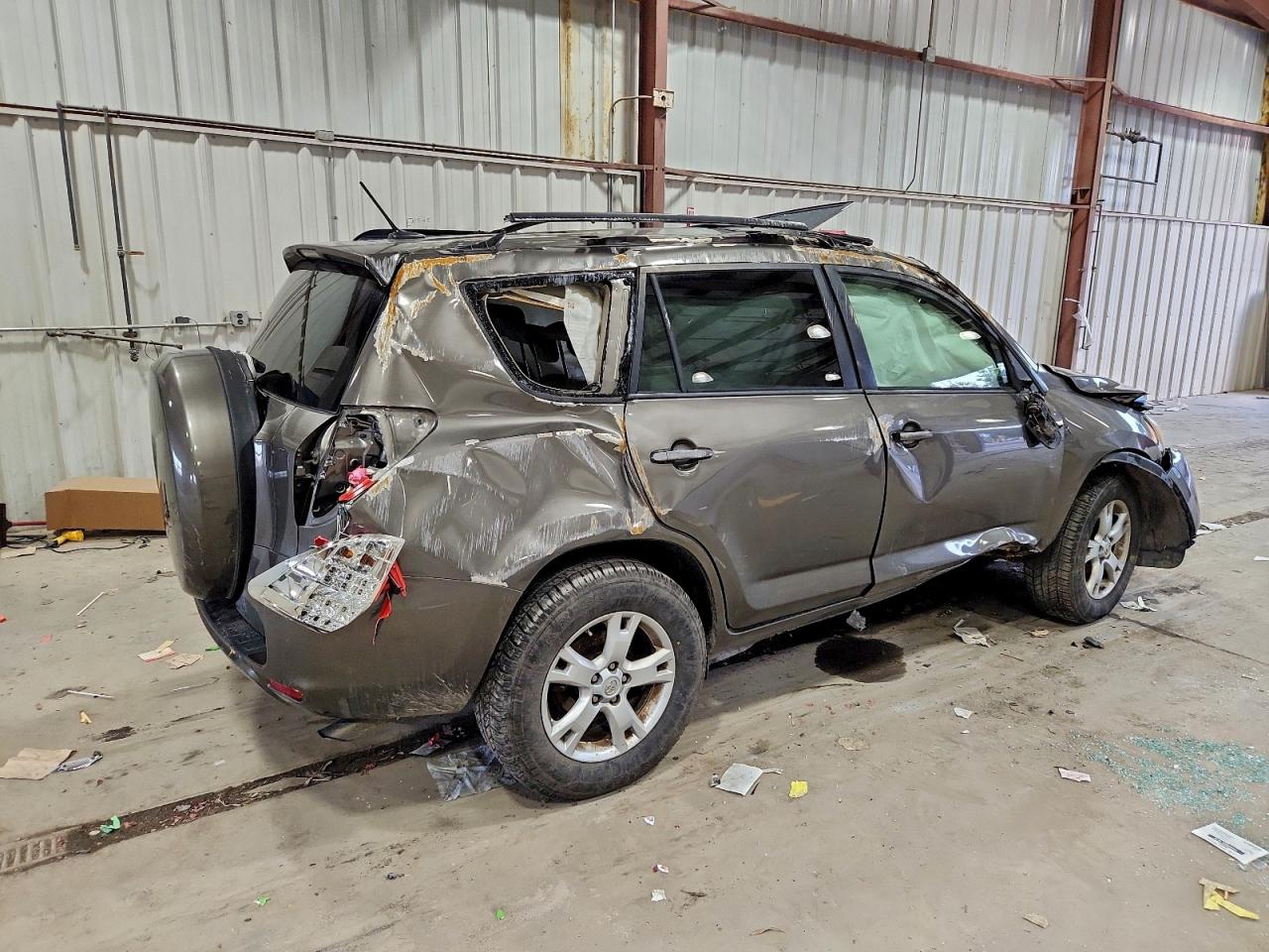 2011 TOYOTA RAV4 photo 5