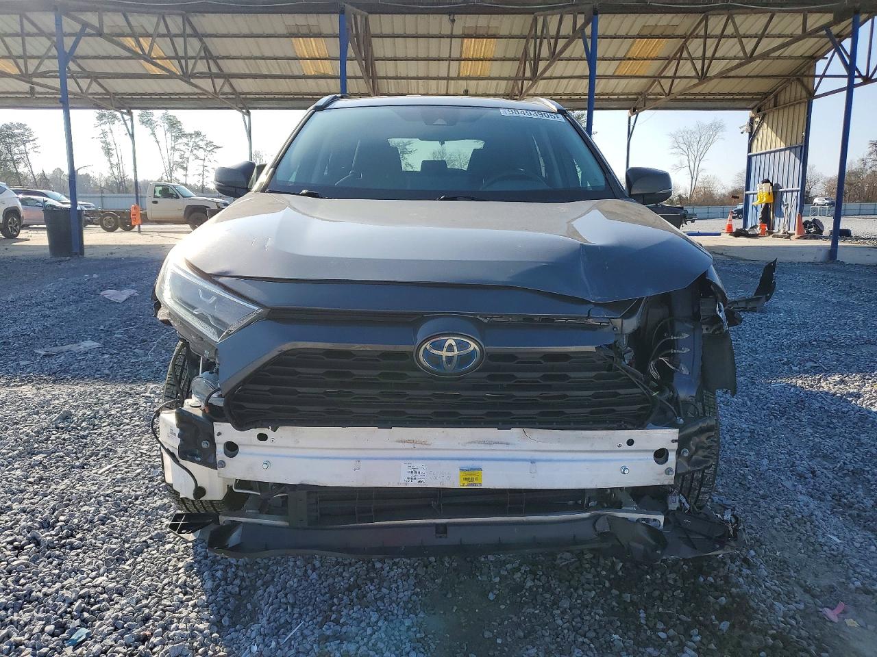 2021 TOYOTA RAV4 XLE photo 5