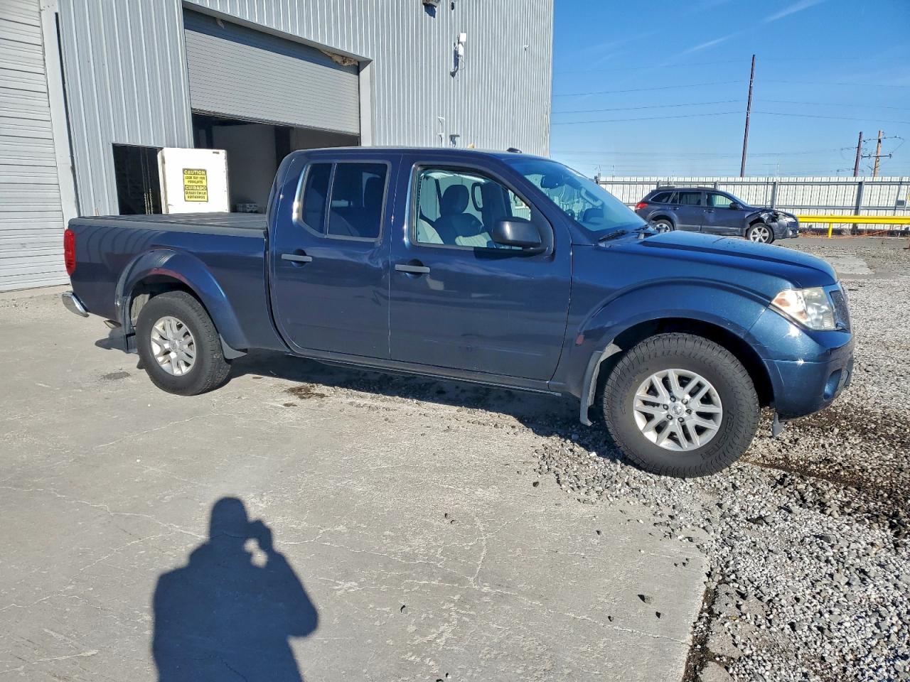 2017 NISSAN FRONTIER SV photo 4