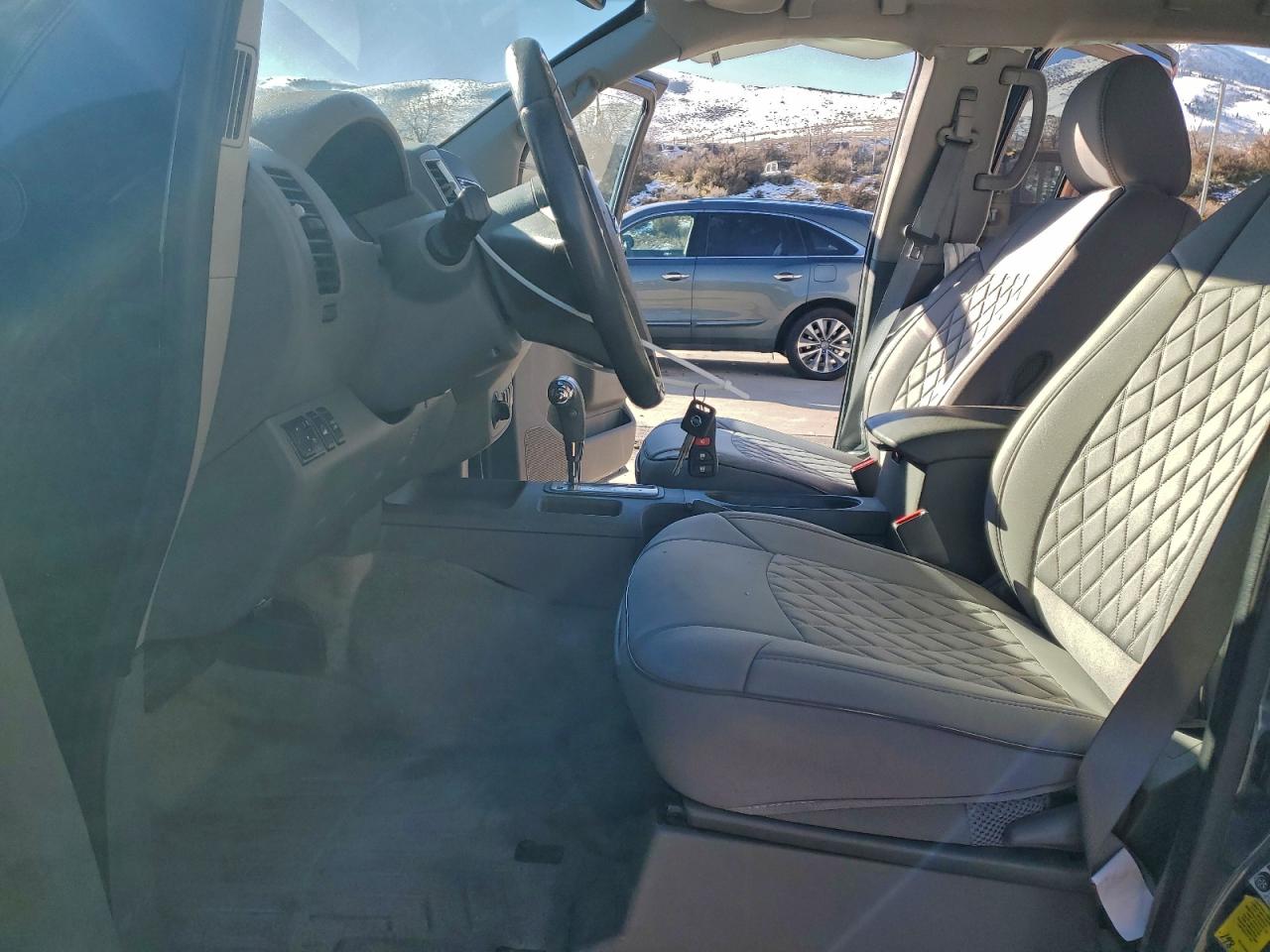 2017 NISSAN FRONTIER SV photo 7