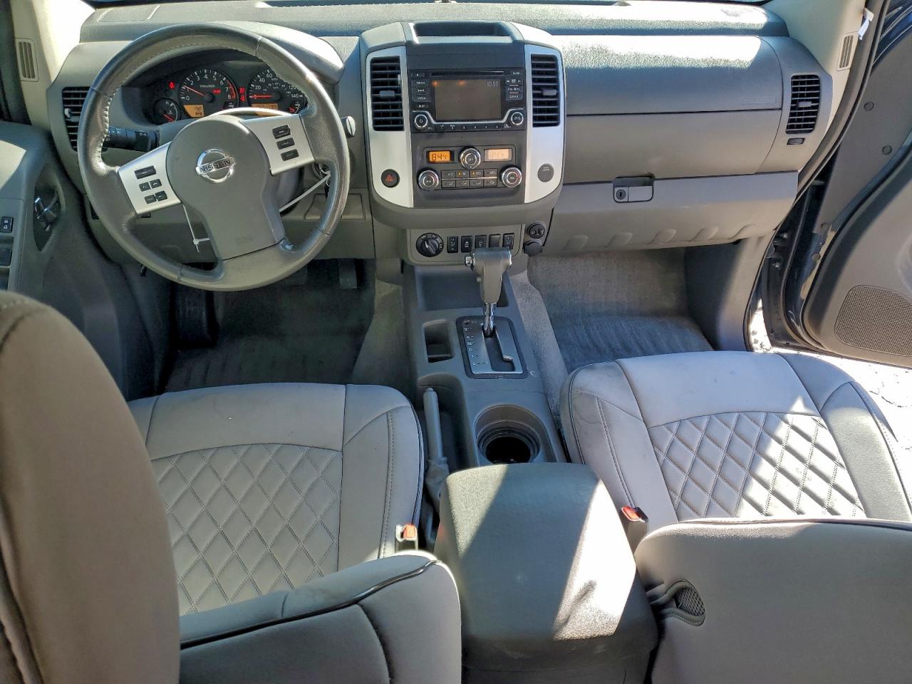 2017 NISSAN FRONTIER SV photo 8